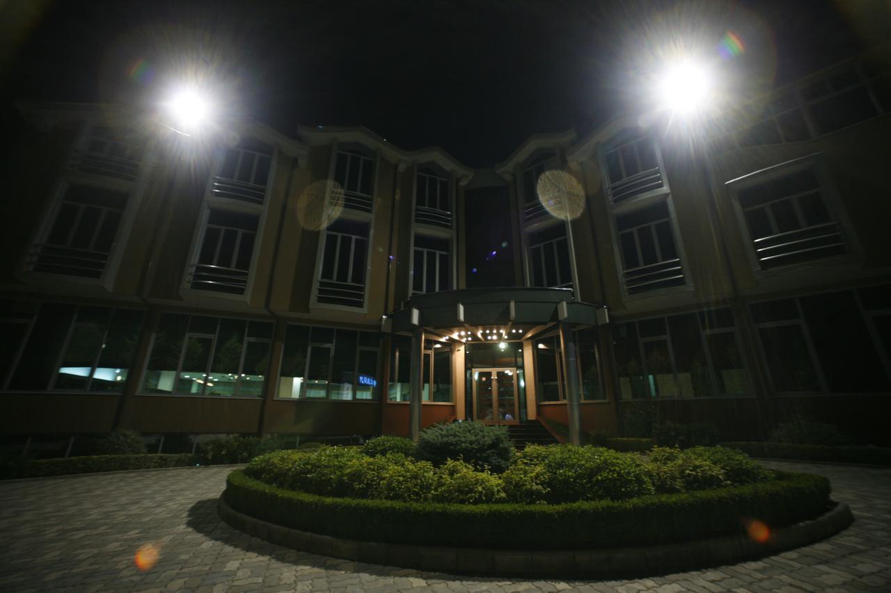 Dajti Park Resort Priska e Madhe エクステリア 写真