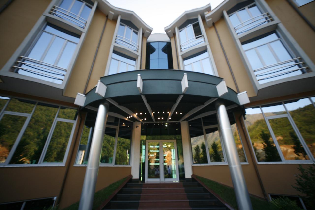 Dajti Park Resort Priska e Madhe エクステリア 写真