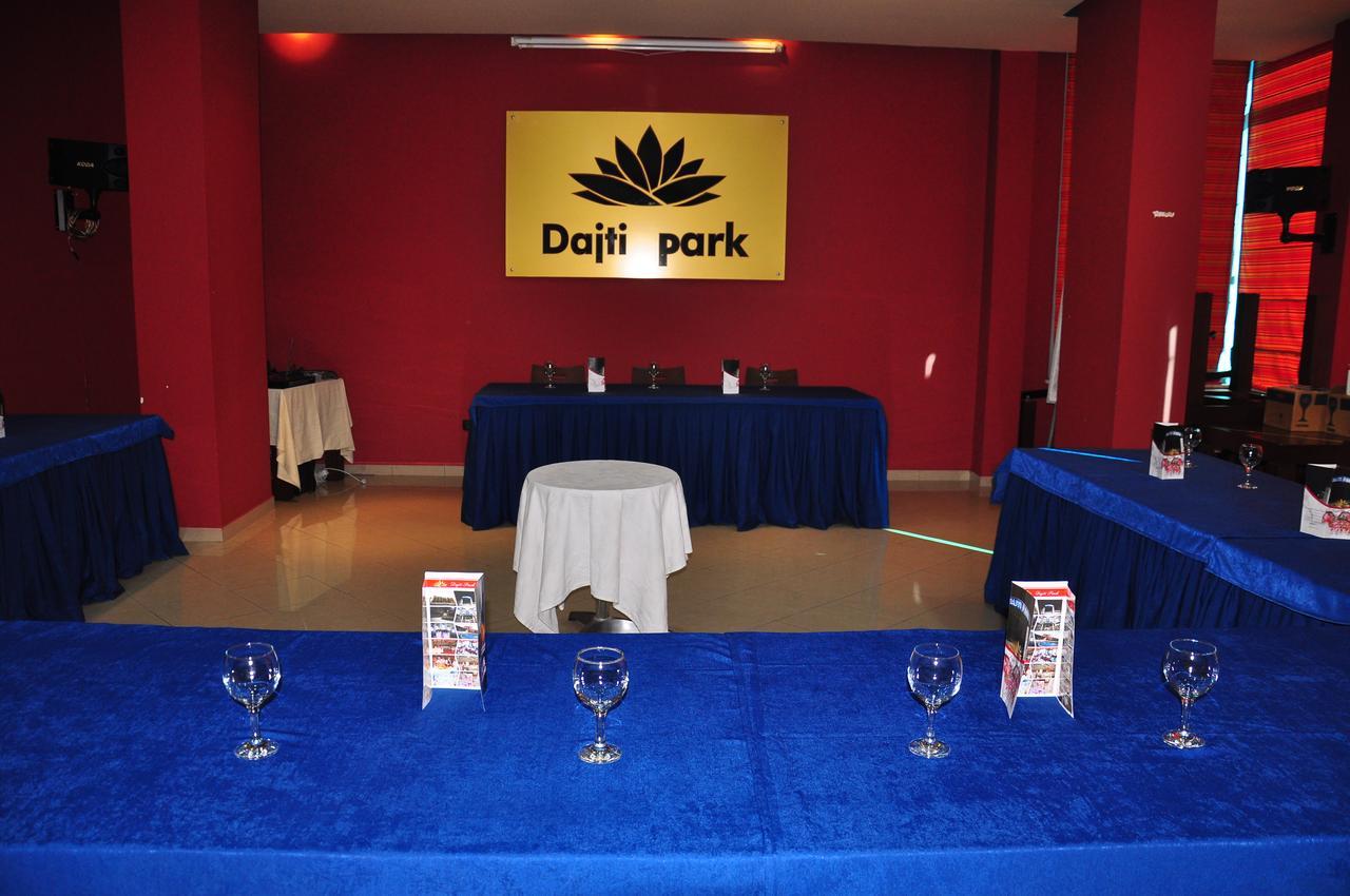 Dajti Park Resort Priska e Madhe エクステリア 写真